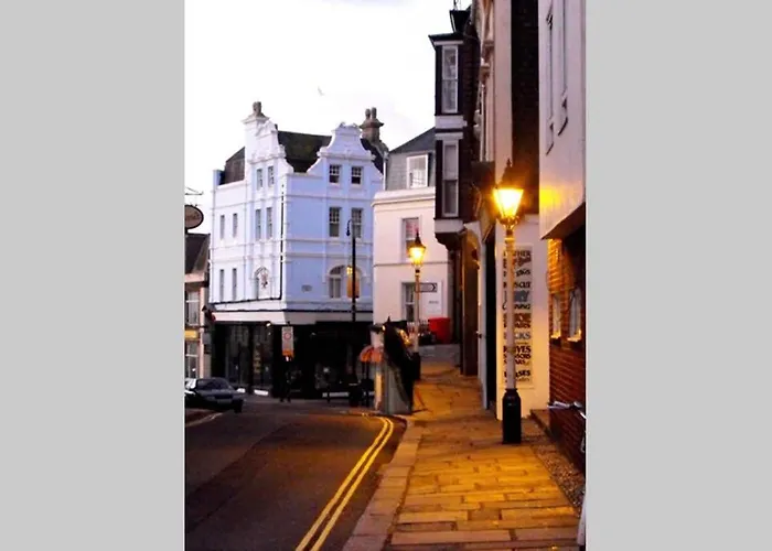 Stunning 18Th Century 5 Bed House Old-Town Hastings