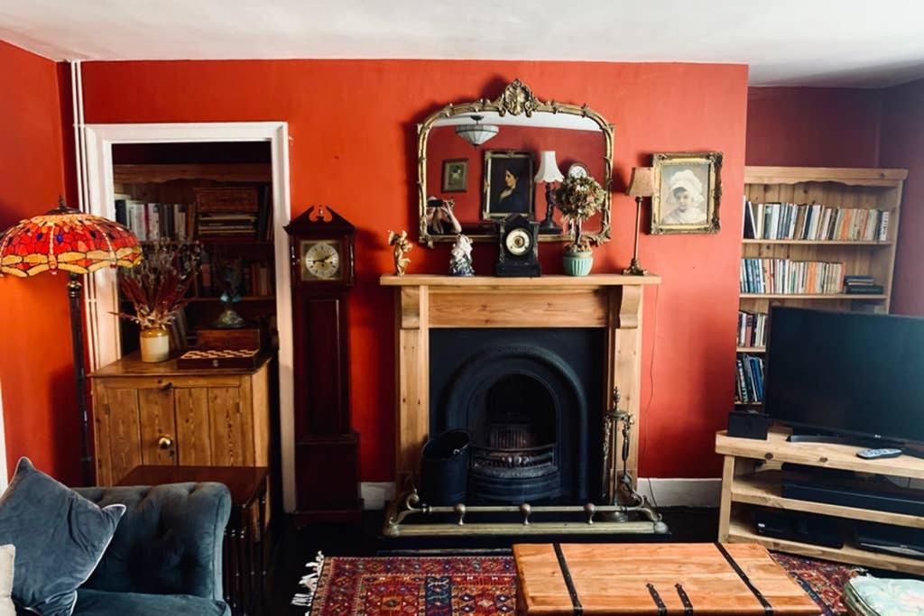 Stunning 18th Century 5 Bed House Old-town * Hastings